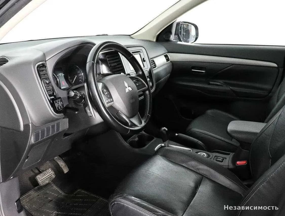 Mitsubishi Outlander 2013 с пробегом — фото 10