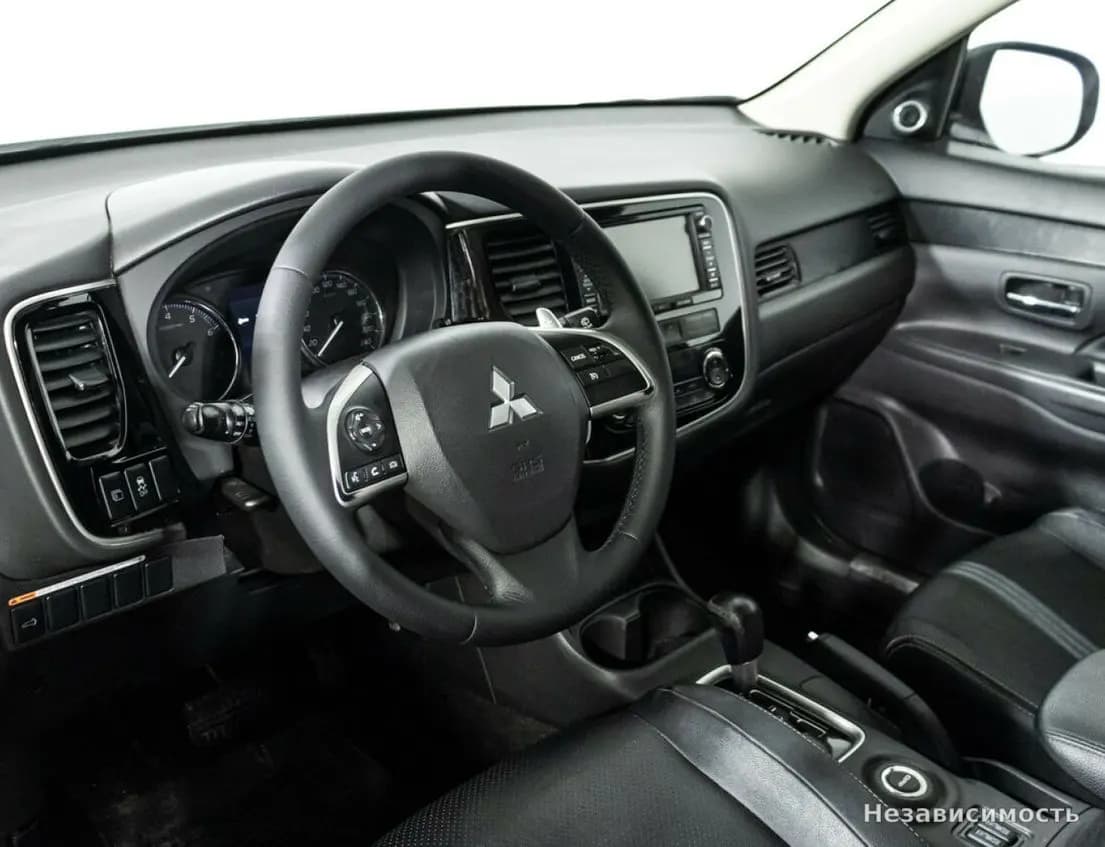 Mitsubishi Outlander 2014 с пробегом — фото 10