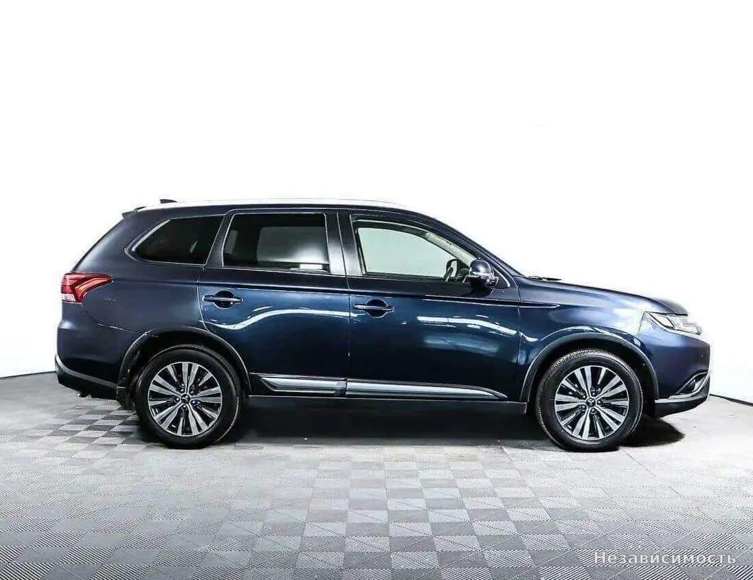 Mitsubishi Outlander 2019 с пробегом — фото 4