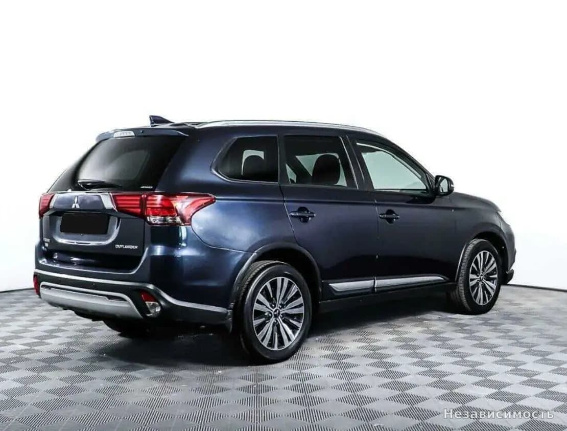 Mitsubishi Outlander 2019 с пробегом — фото 5