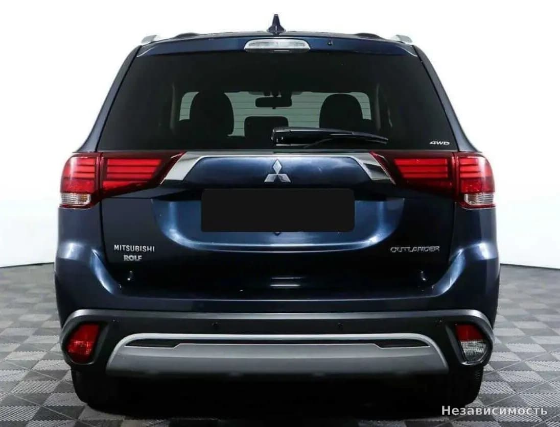 Mitsubishi Outlander 2019 с пробегом — фото 6