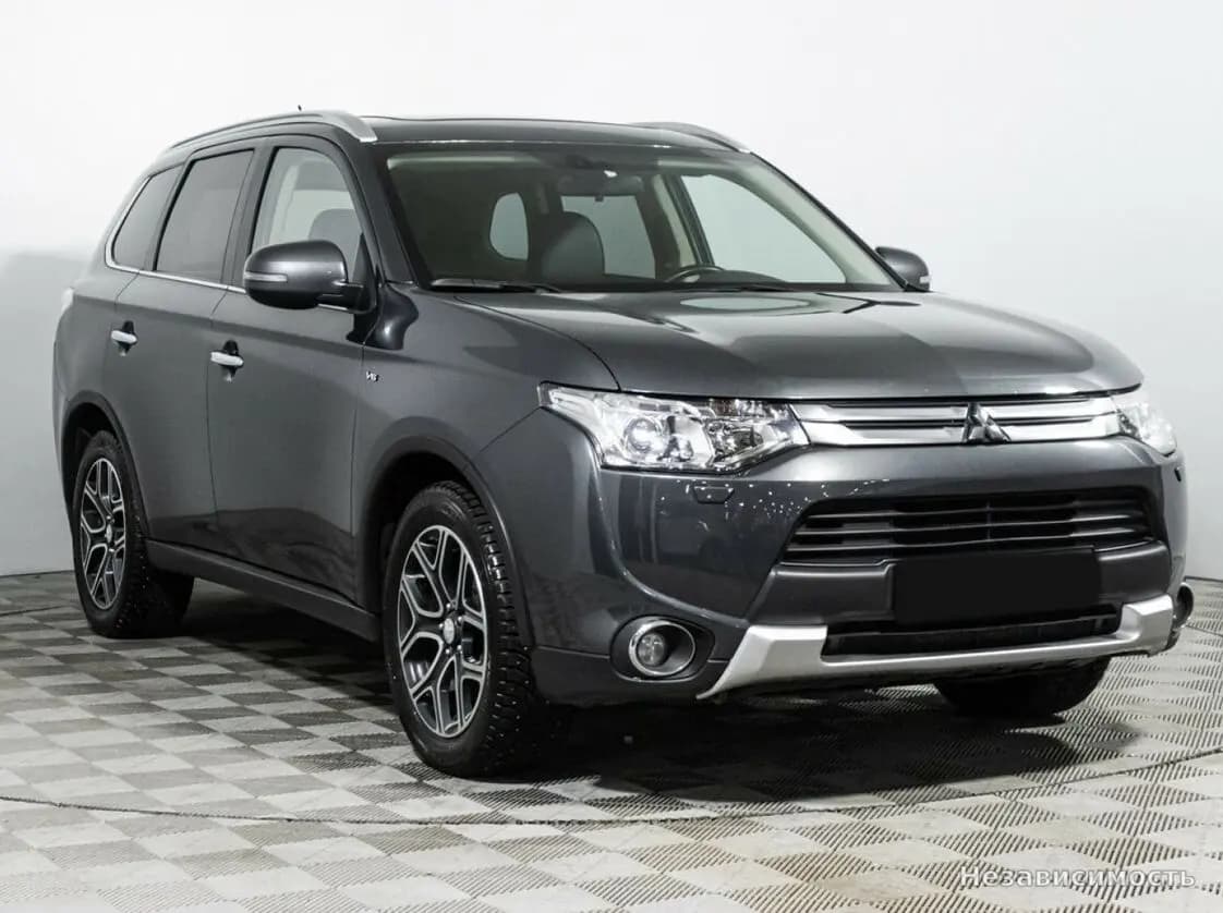 Mitsubishi Outlander 2014 с пробегом — фото 3