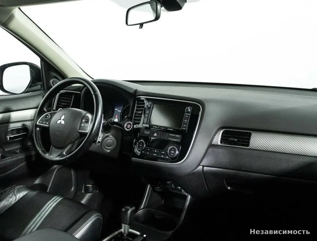Mitsubishi Outlander 2014 с пробегом — фото 8