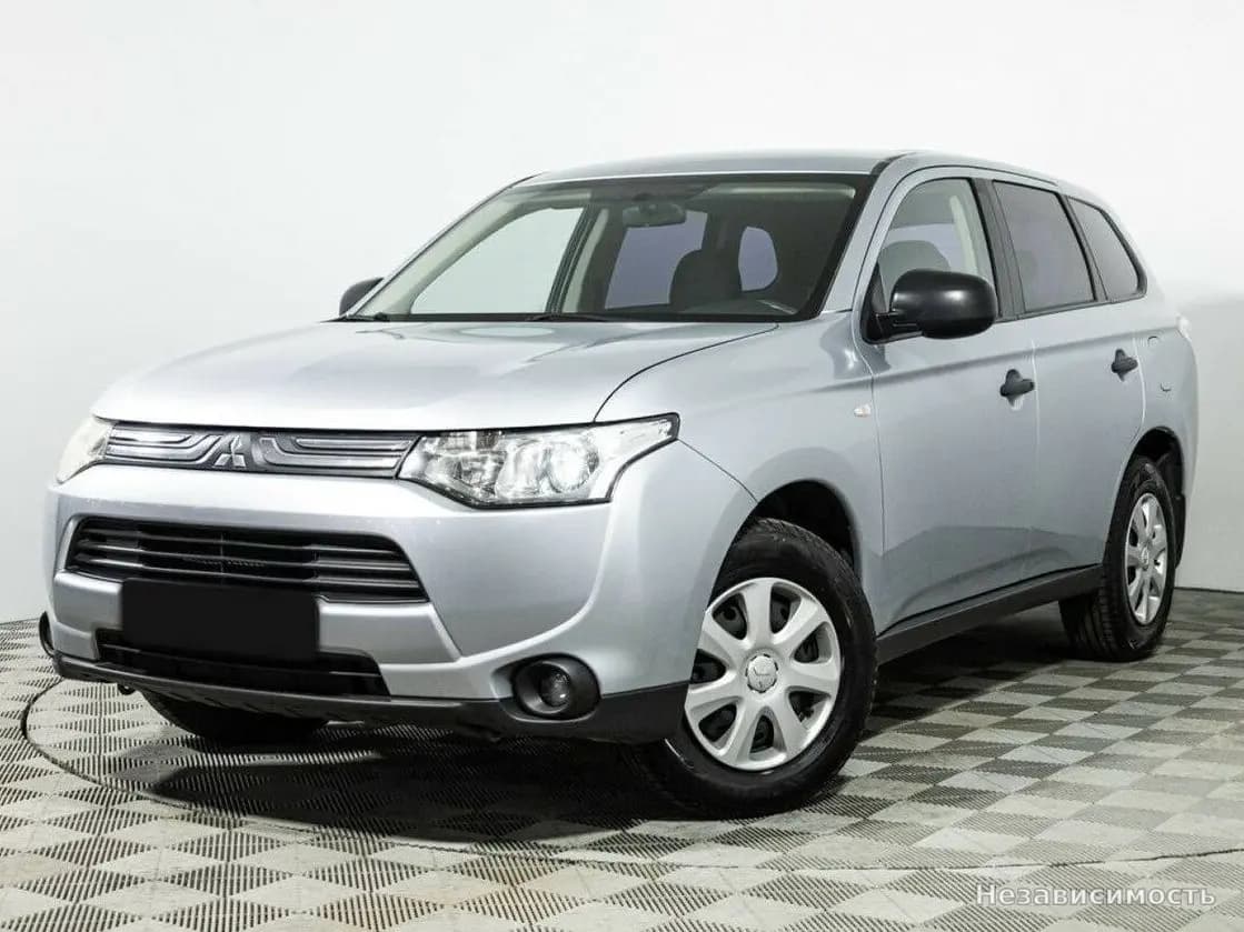 Mitsubishi Outlander, 2013 с пробегом