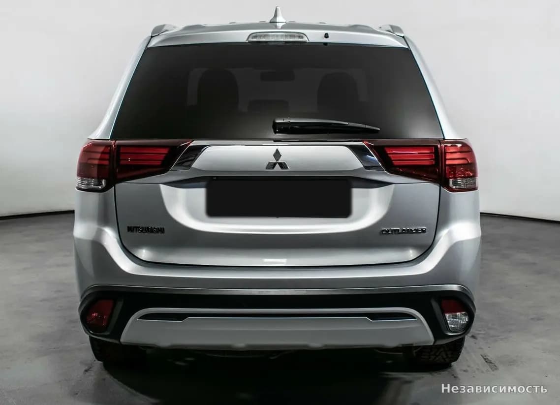 Mitsubishi Outlander 2018 с пробегом — фото 6