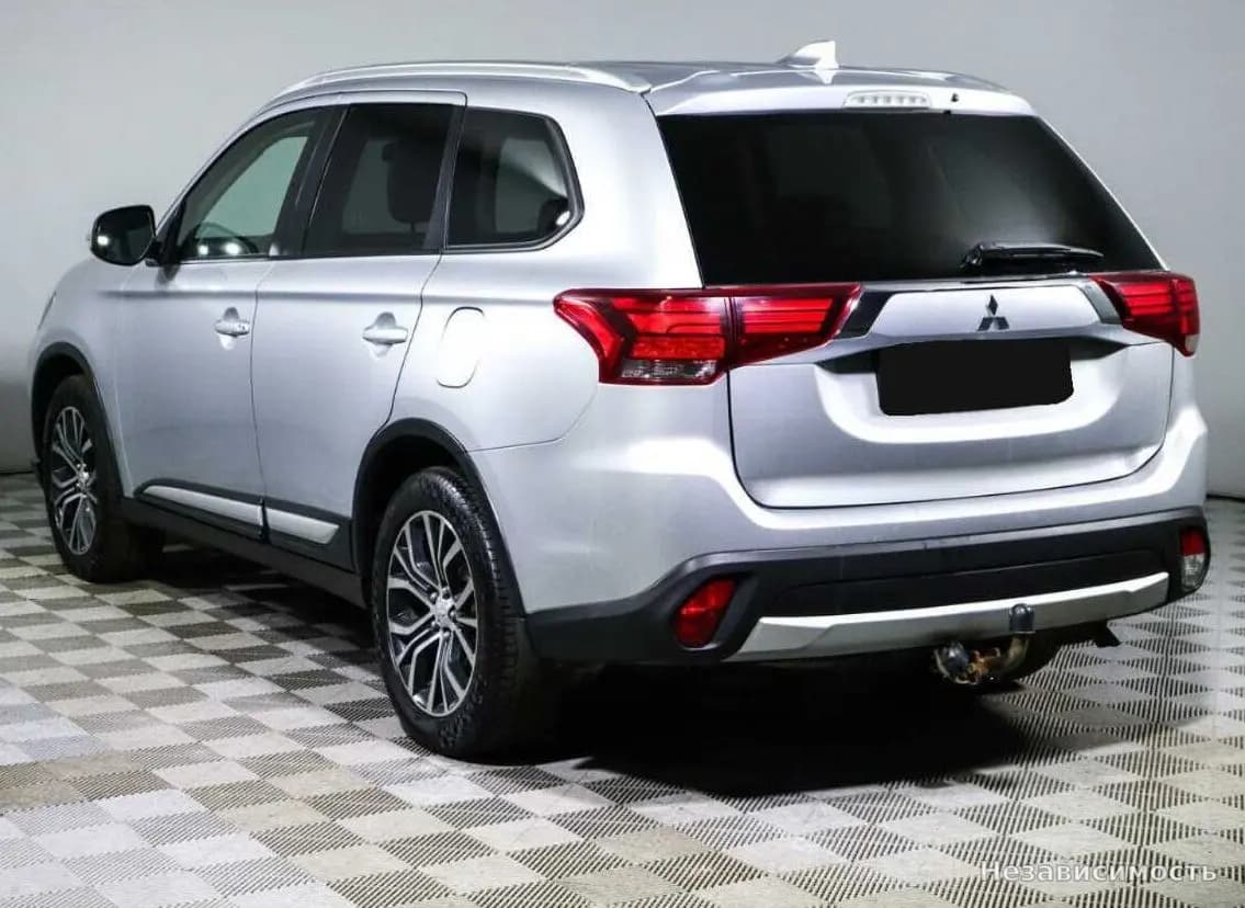 Mitsubishi Outlander 2017 с пробегом — фото 6