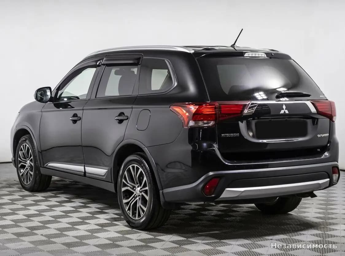 Mitsubishi Outlander 2015 с пробегом — фото 6