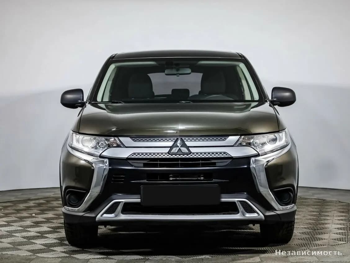 Mitsubishi Outlander 2020 с пробегом — фото 2