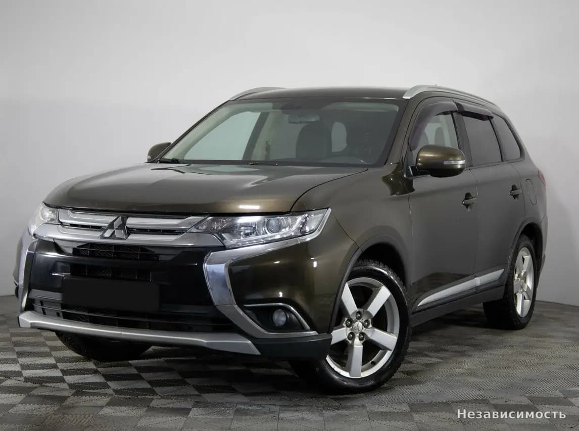 Mitsubishi Outlander, 2016 с пробегом