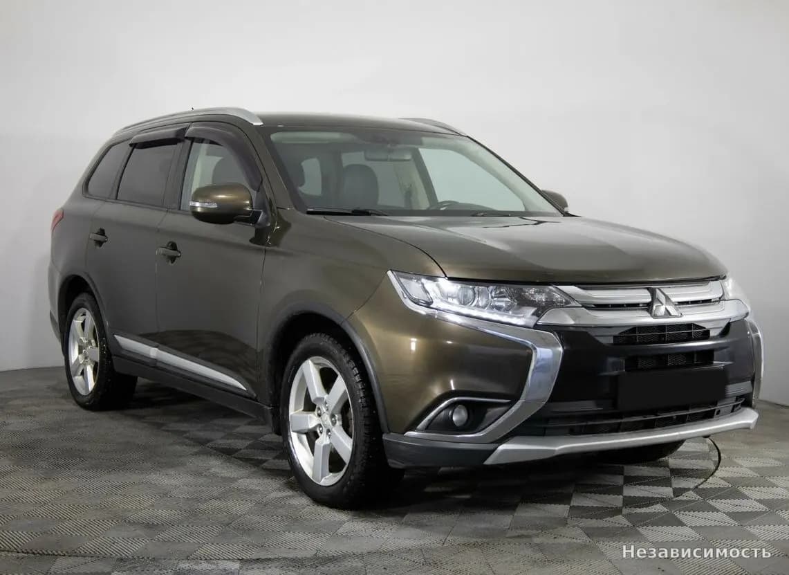 Mitsubishi Outlander 2016 с пробегом — фото 3