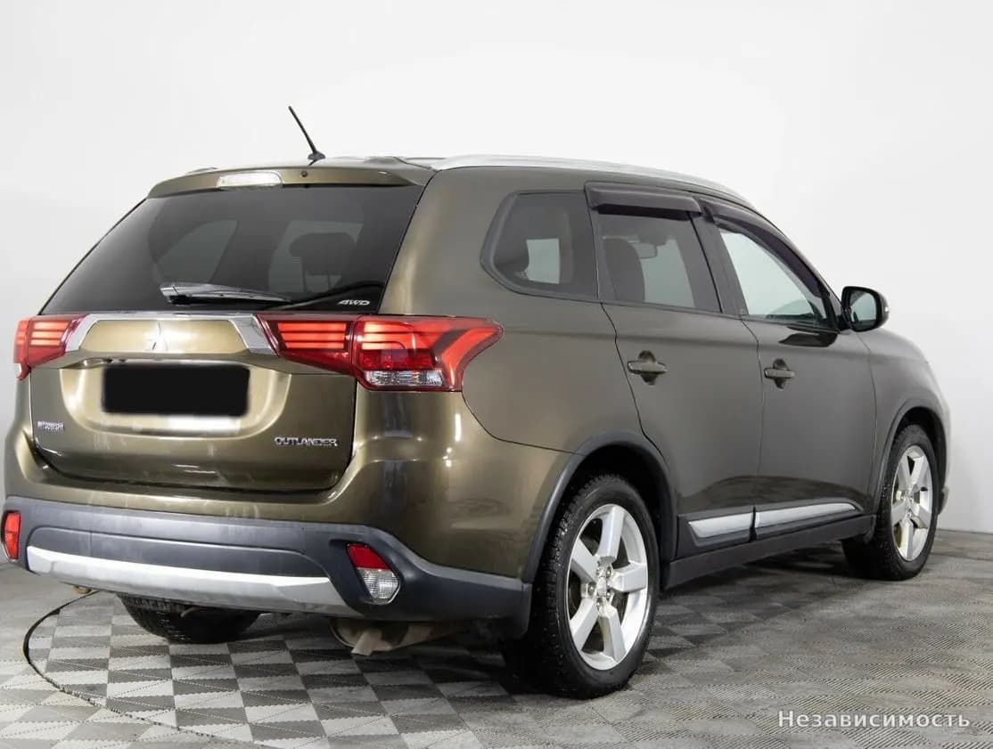 Mitsubishi Outlander 2016 с пробегом — фото 4