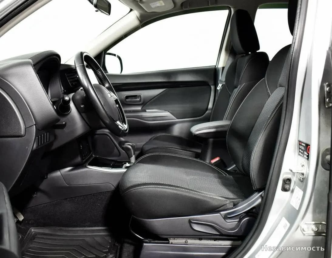 Mitsubishi Outlander 2018 с пробегом — фото 8