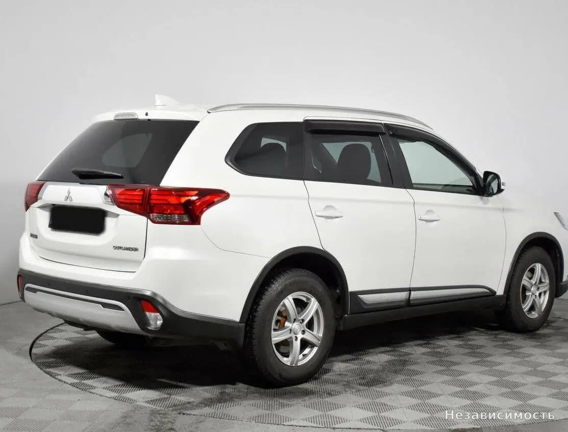 Mitsubishi Outlander 2019 с пробегом — фото 4