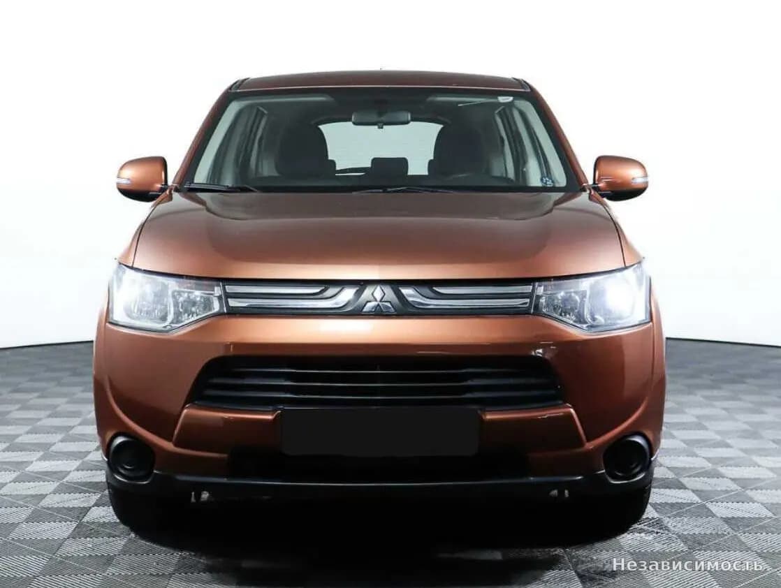 Mitsubishi Outlander 2012 с пробегом — фото 2