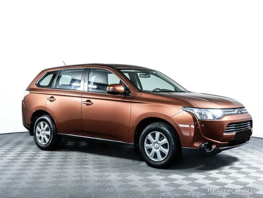 Mitsubishi Outlander 2012 с пробегом — фото 3