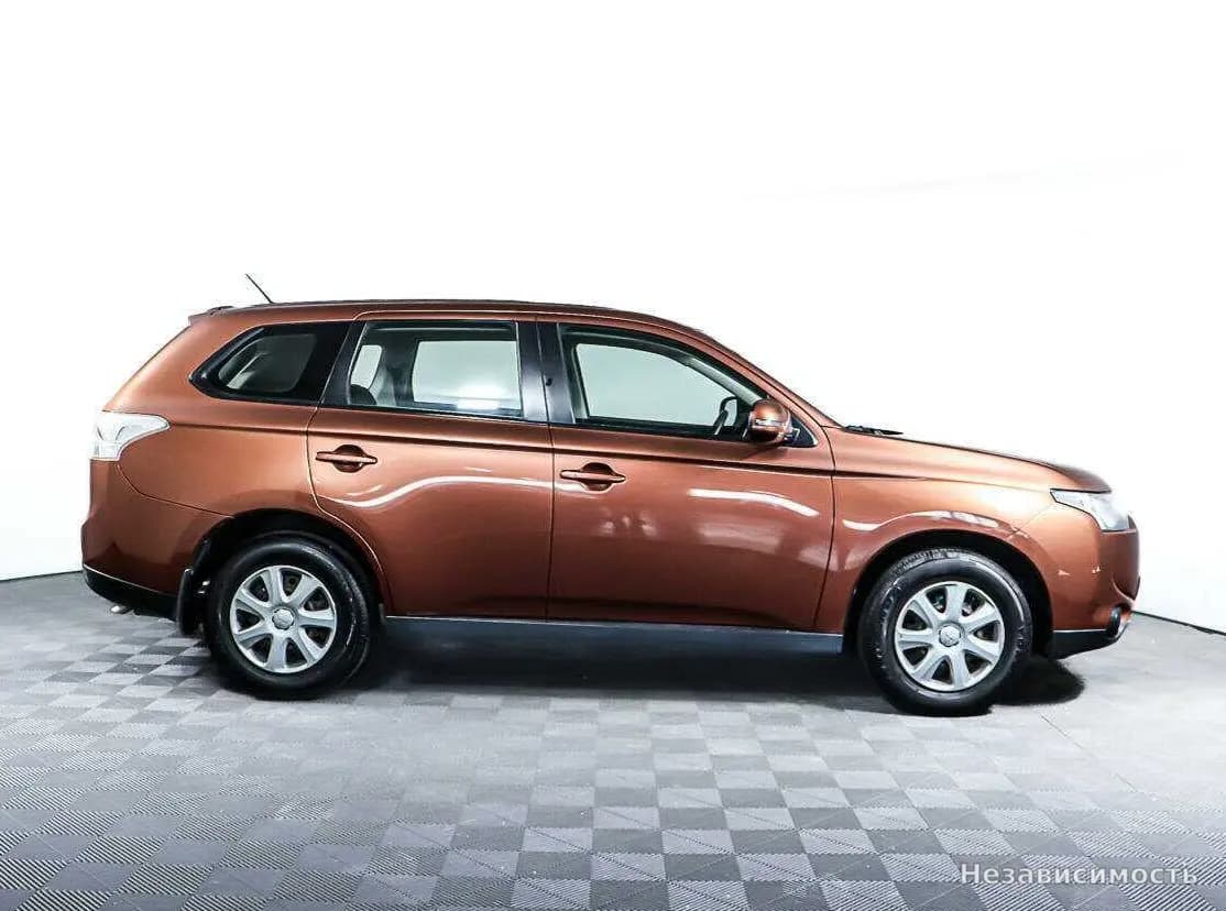 Mitsubishi Outlander 2012 с пробегом — фото 4