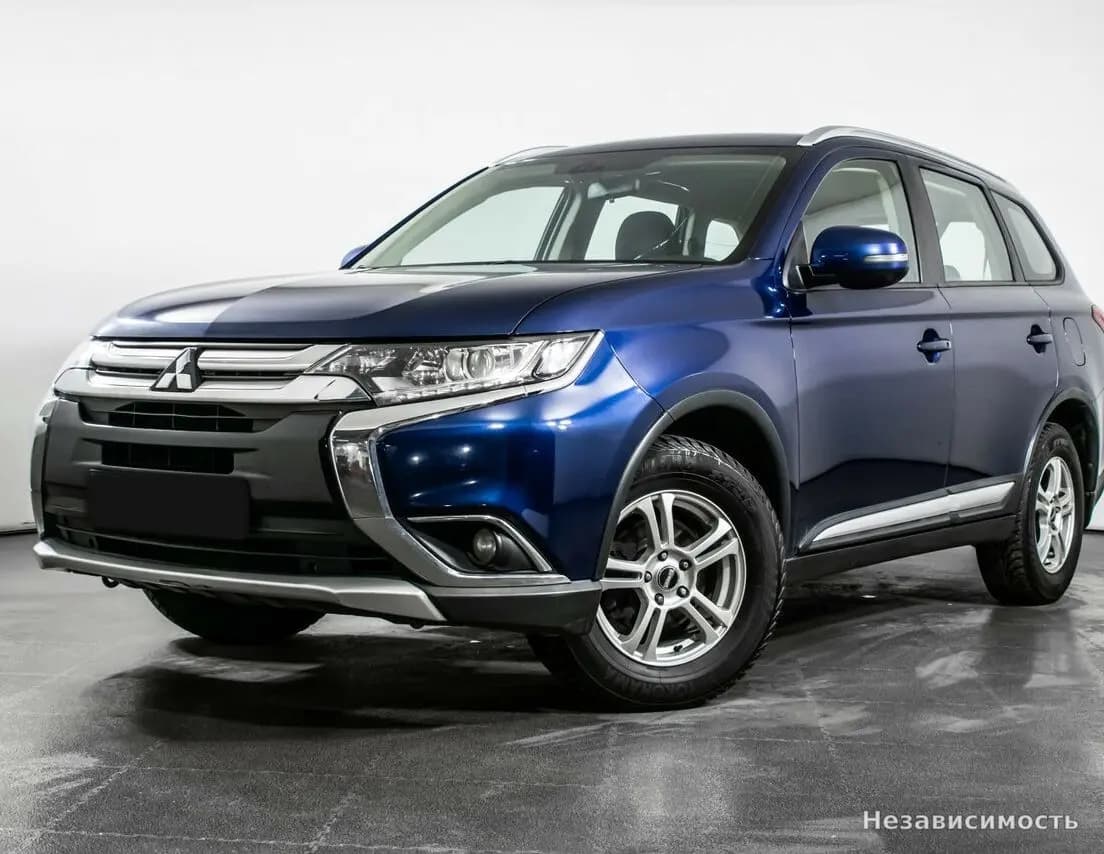 Mitsubishi Outlander, 2015 с пробегом