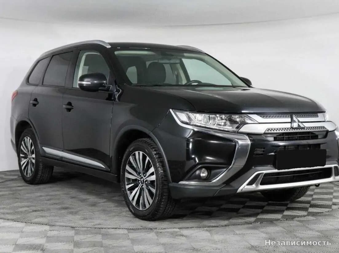 Mitsubishi Outlander 2019 с пробегом — фото 3
