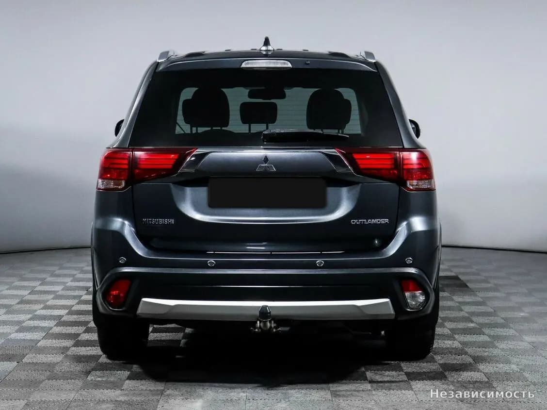 Mitsubishi Outlander 2018 с пробегом — фото 4