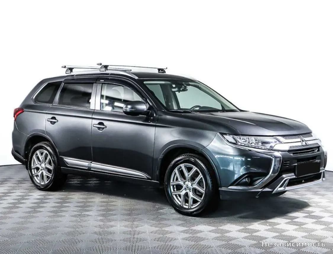 Mitsubishi Outlander 2020 с пробегом — фото 3