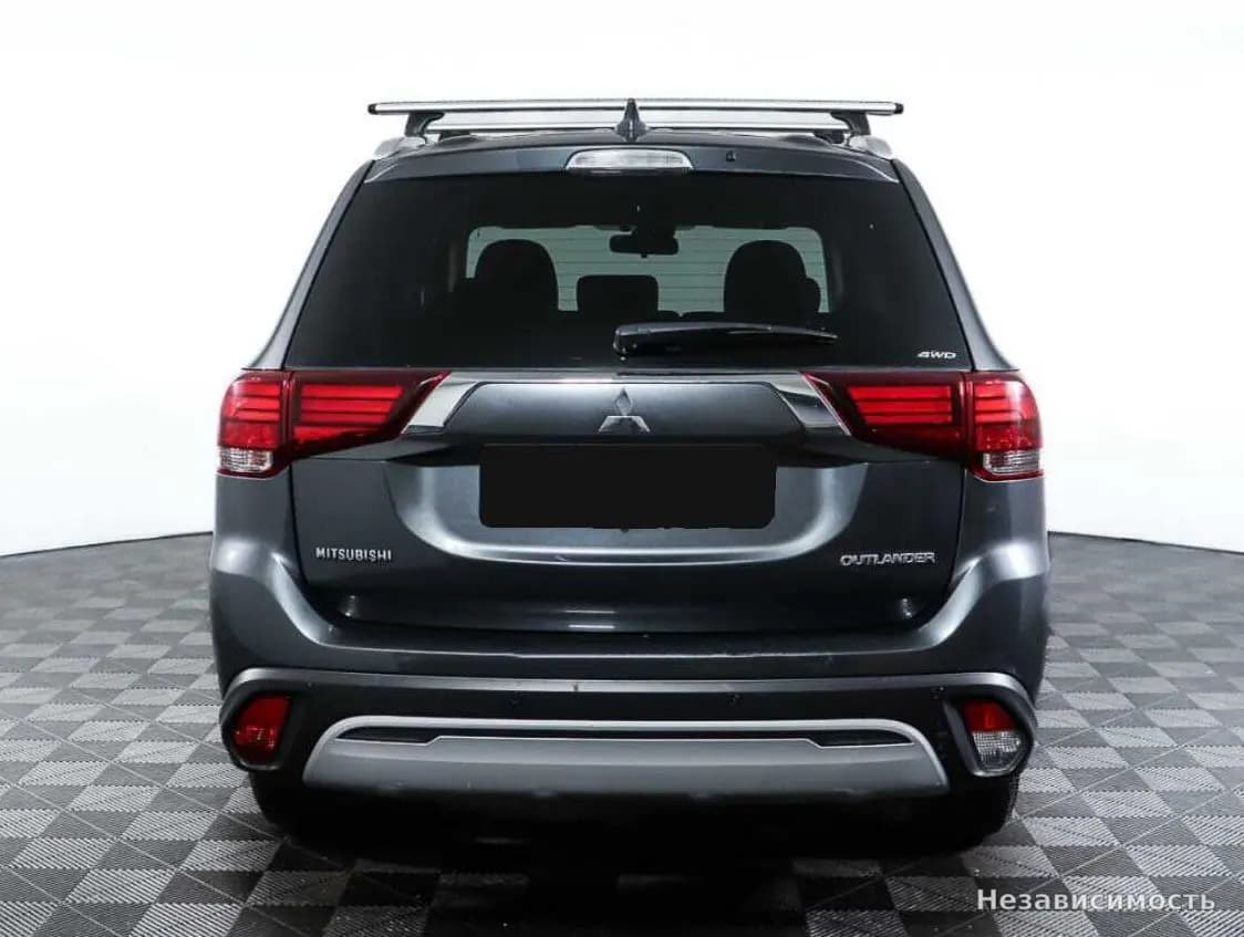 Mitsubishi Outlander 2020 с пробегом — фото 7