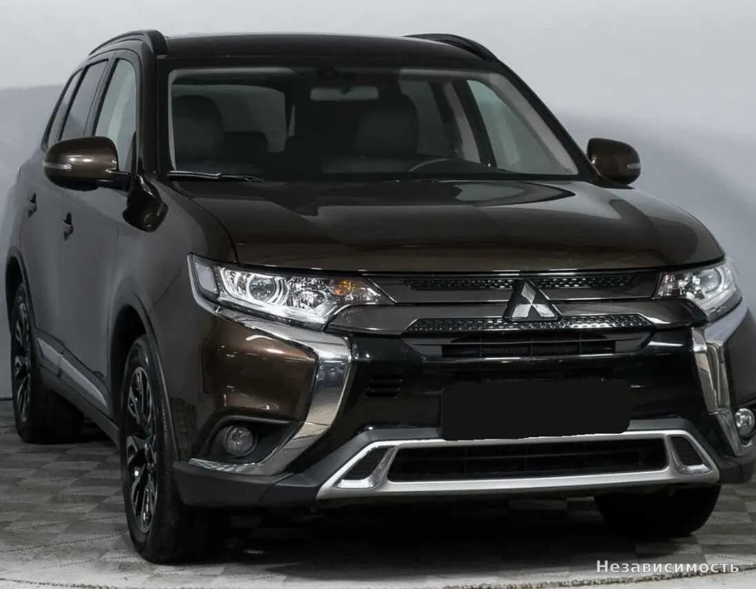 Mitsubishi Outlander 2021 с пробегом — фото 3