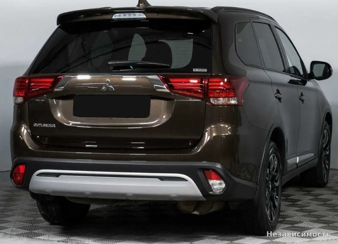 Mitsubishi Outlander 2021 с пробегом — фото 5