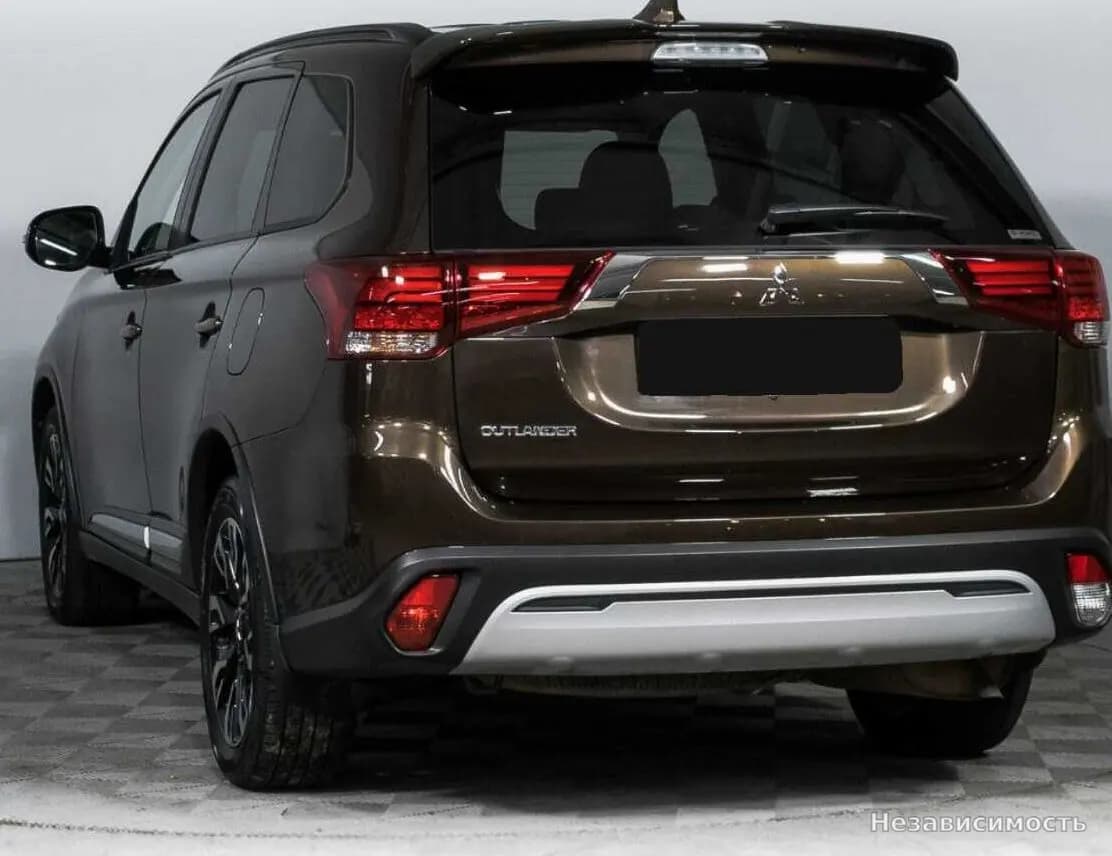 Mitsubishi Outlander 2021 с пробегом — фото 7