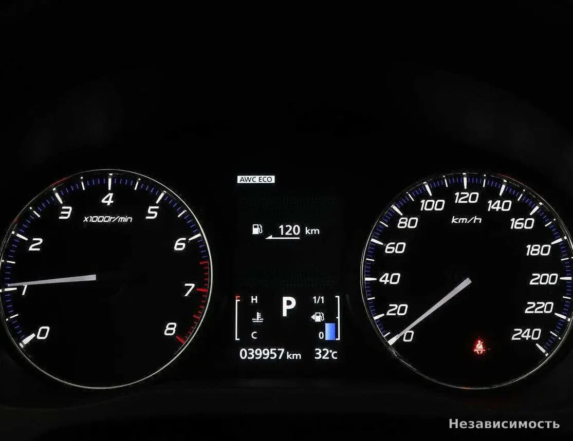 Mitsubishi Outlander 2022 с пробегом — фото 9