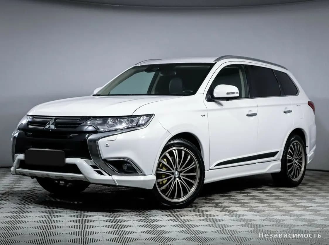 Mitsubishi Outlander, 2018 с пробегом