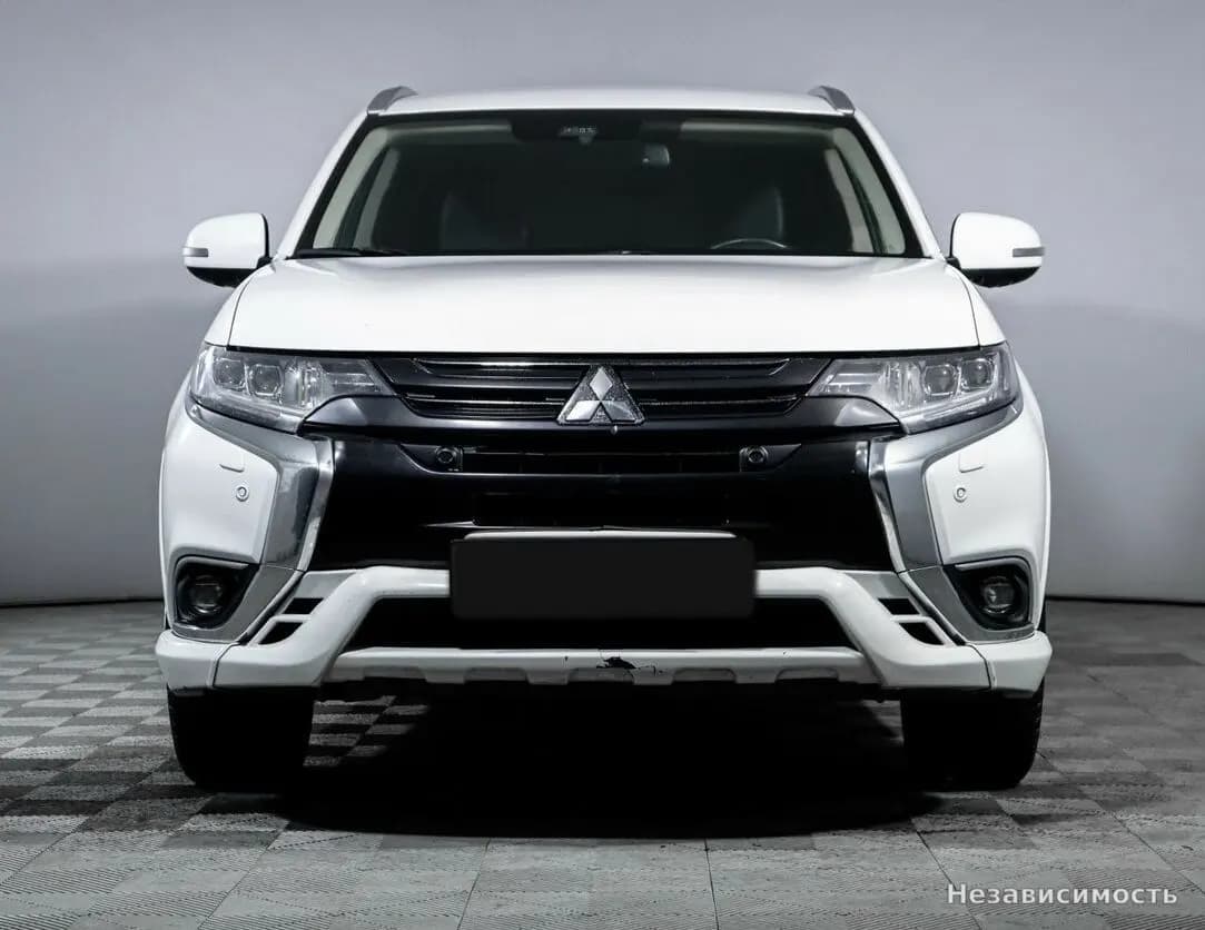 Mitsubishi Outlander 2018 с пробегом — фото 2