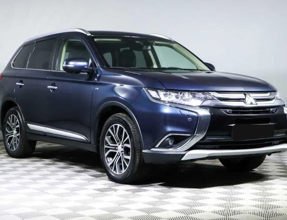 Mitsubishi Outlander 2017 с пробегом — фото 3
