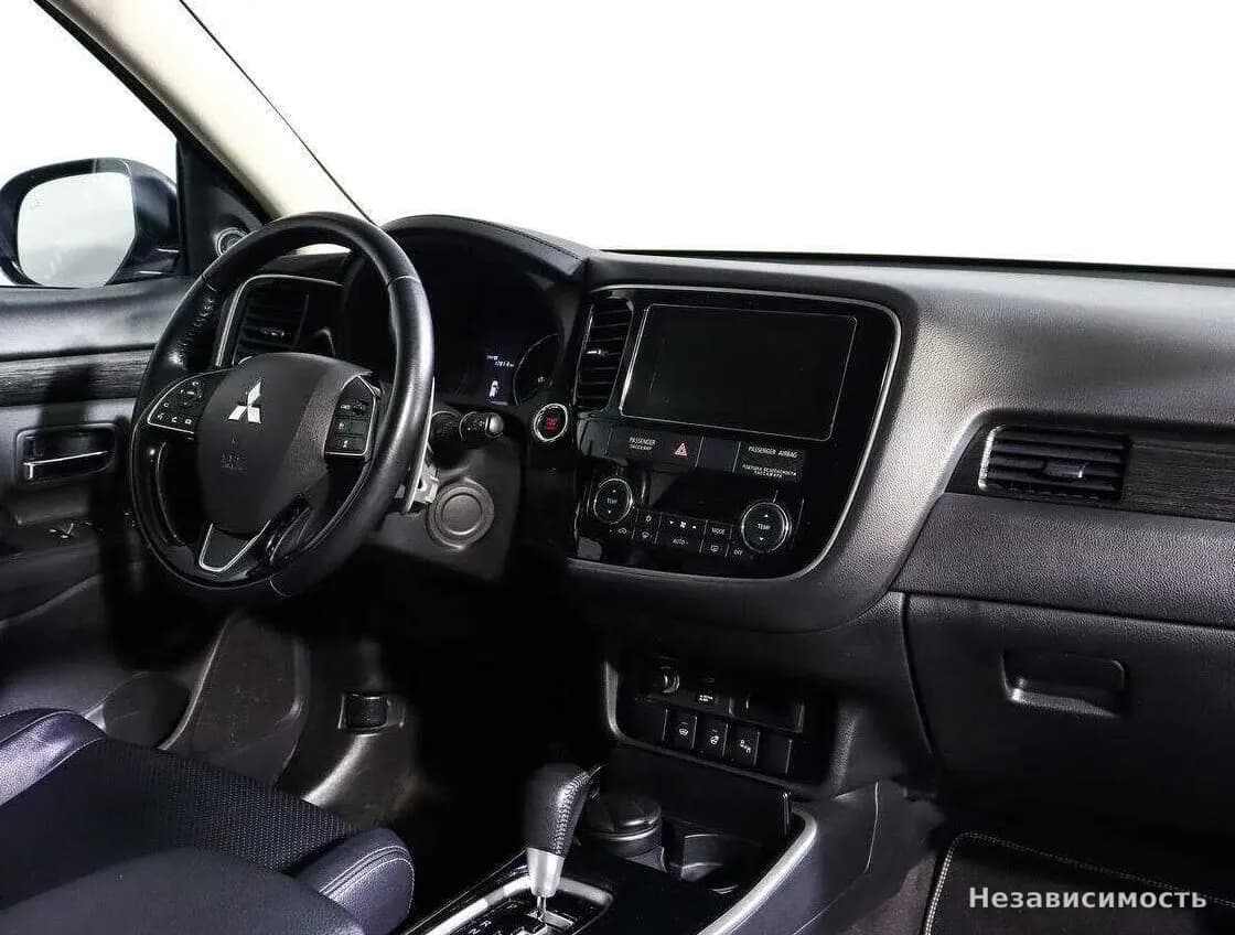 Mitsubishi Outlander 2017 с пробегом — фото 7