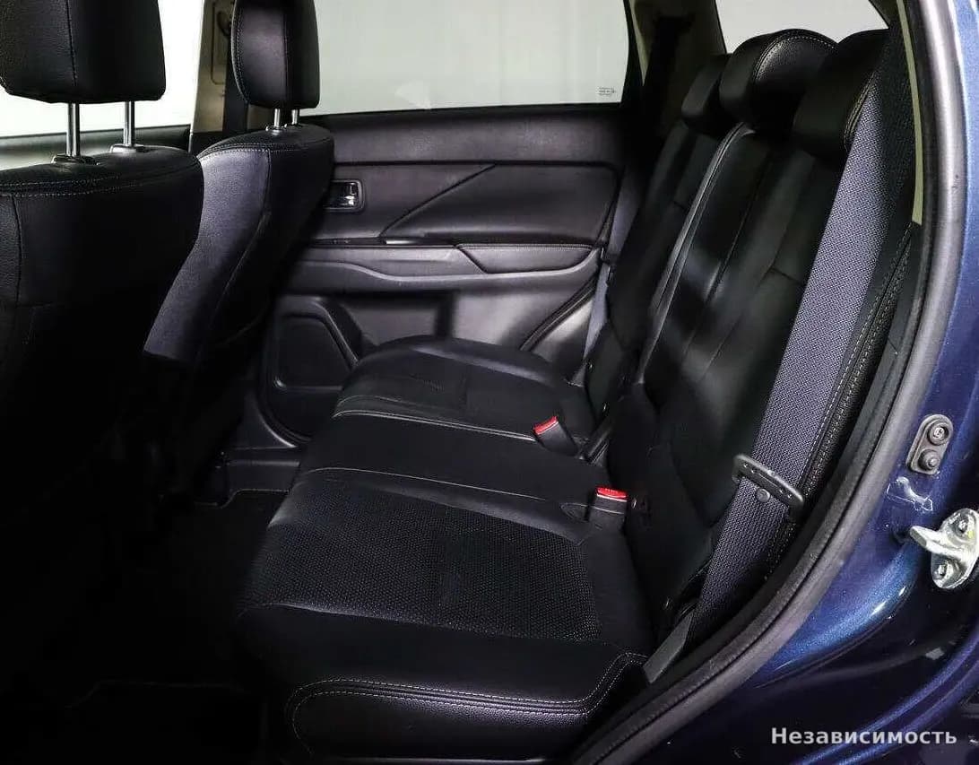Mitsubishi Outlander 2017 с пробегом — фото 8