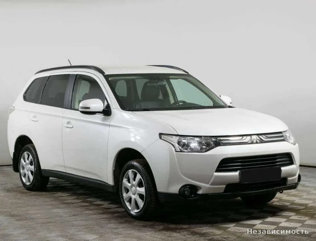 Mitsubishi Outlander 2013 с пробегом — фото 3