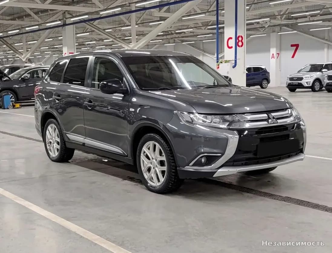 Mitsubishi Outlander 2016 с пробегом — фото 3