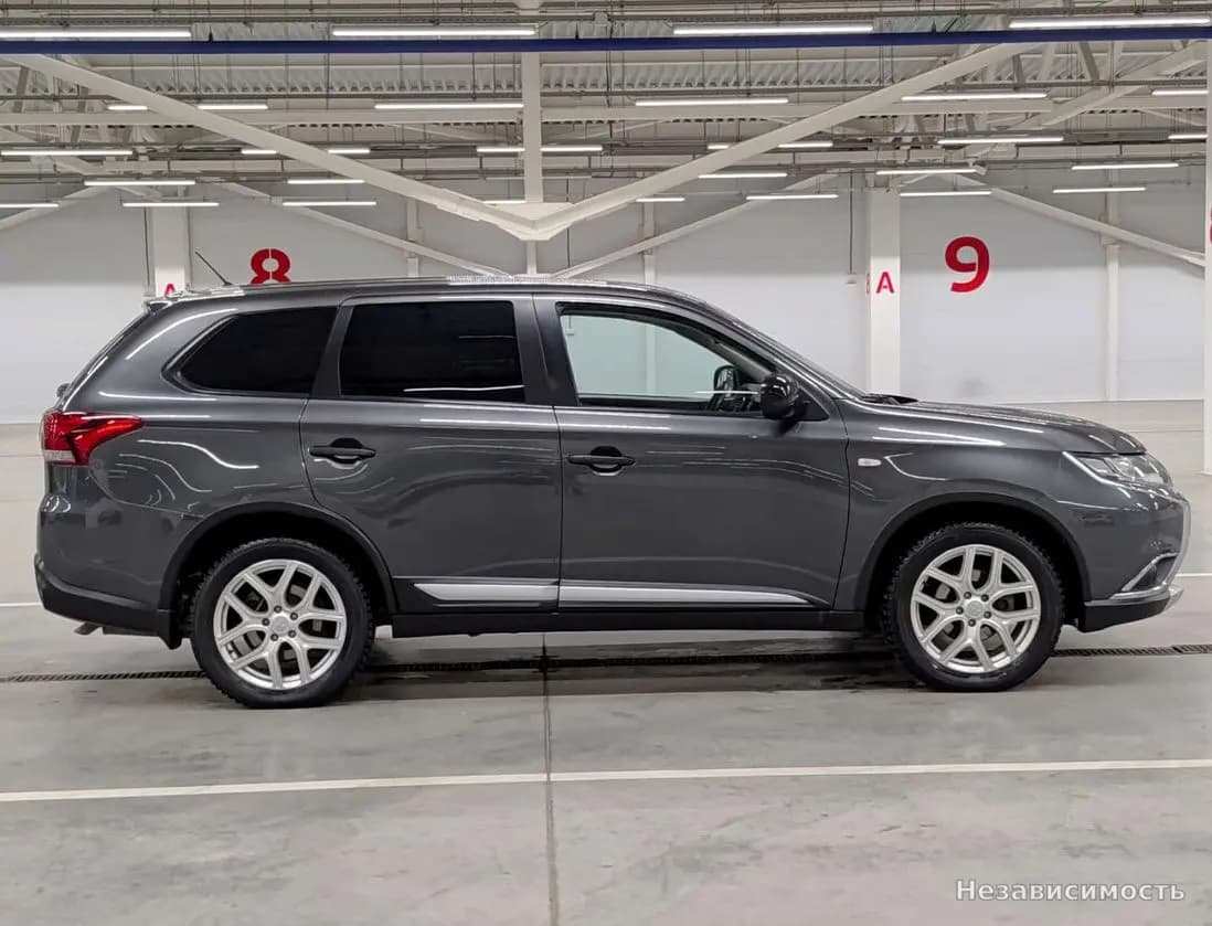 Mitsubishi Outlander 2016 с пробегом — фото 4