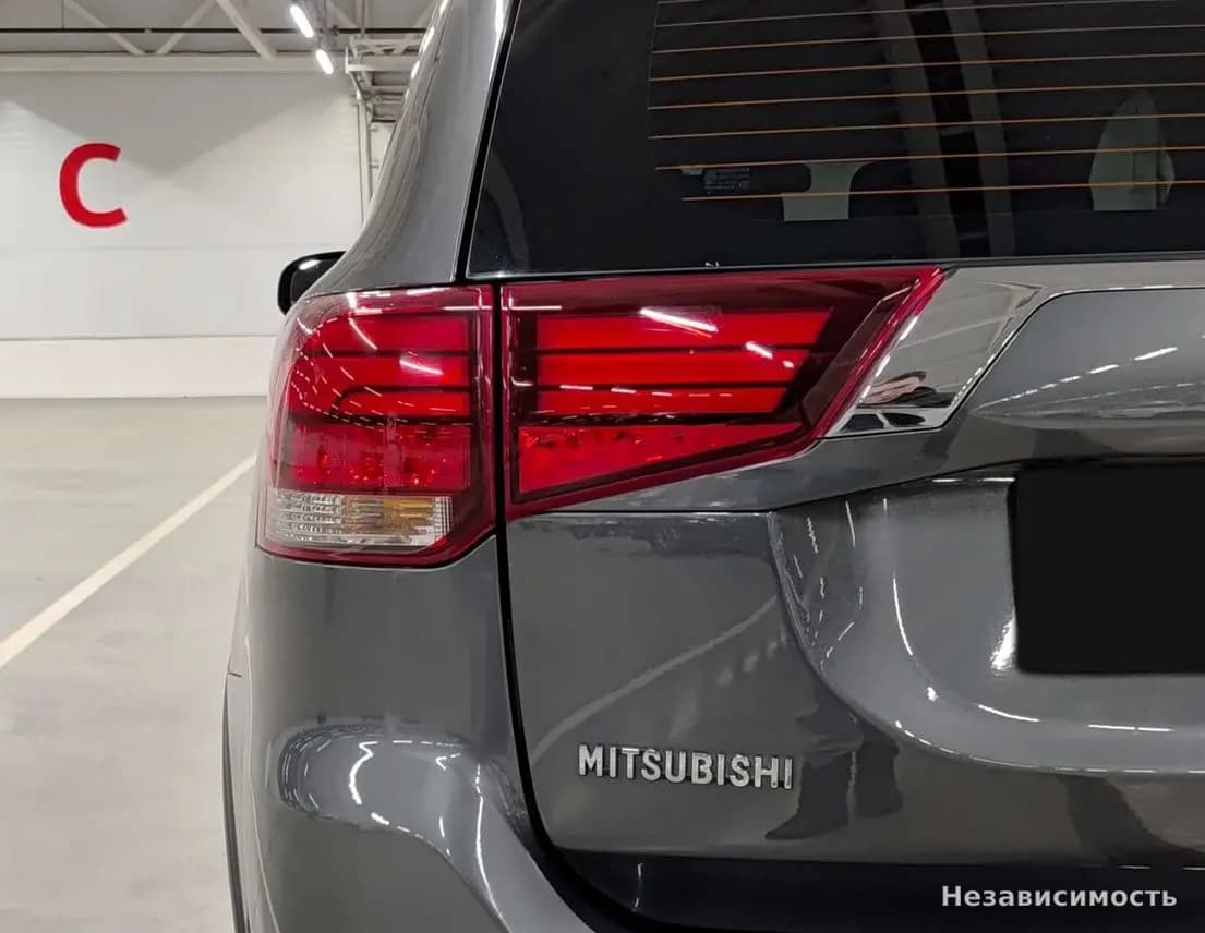 Mitsubishi Outlander 2016 с пробегом — фото 9