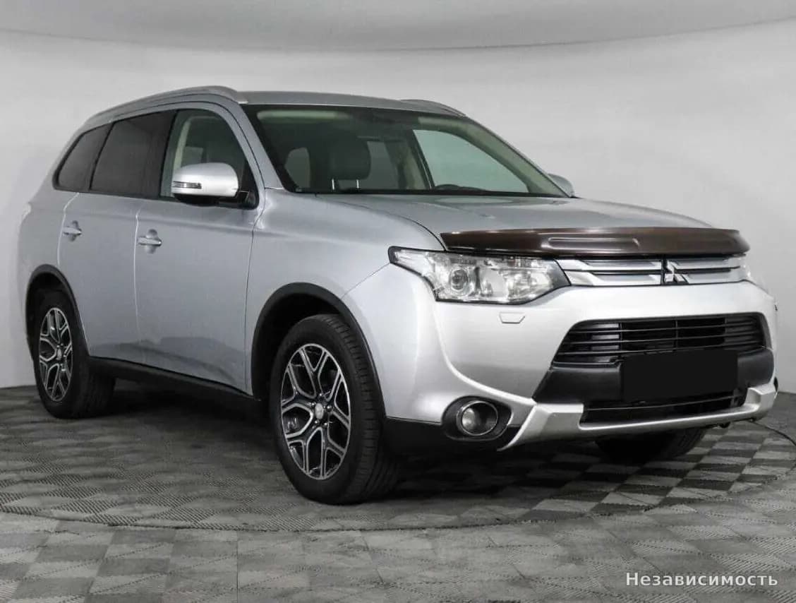 Mitsubishi Outlander 2014 с пробегом — фото 3