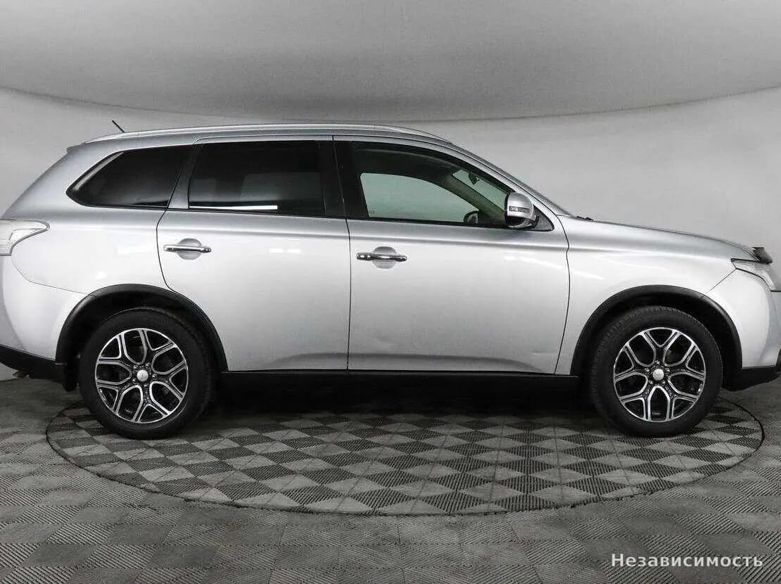 Mitsubishi Outlander 2014 с пробегом — фото 4