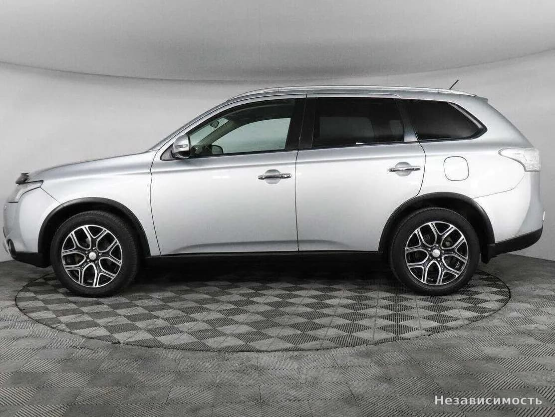 Mitsubishi Outlander 2014 с пробегом — фото 8