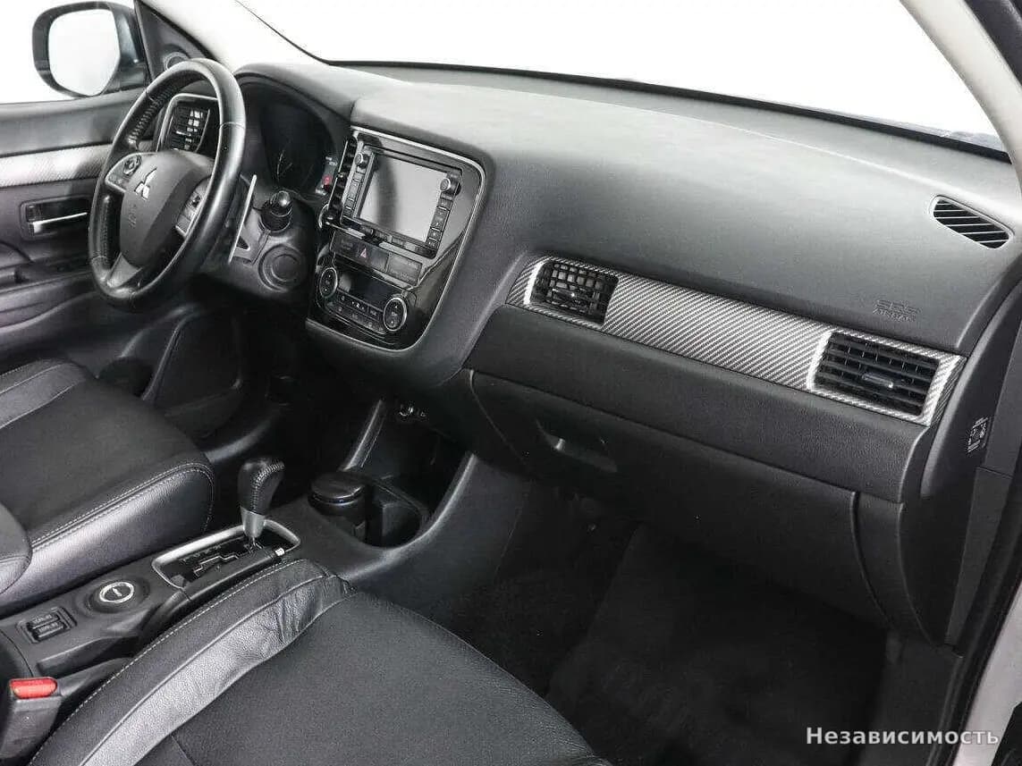 Mitsubishi Outlander 2014 с пробегом — фото 10
