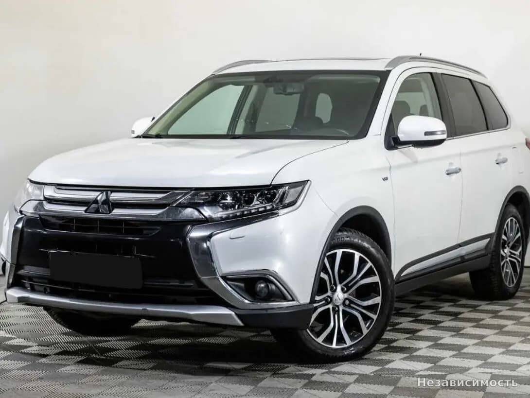 Mitsubishi Outlander, 2016 с пробегом