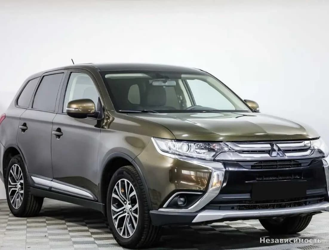 Mitsubishi Outlander 2015 с пробегом — фото 2