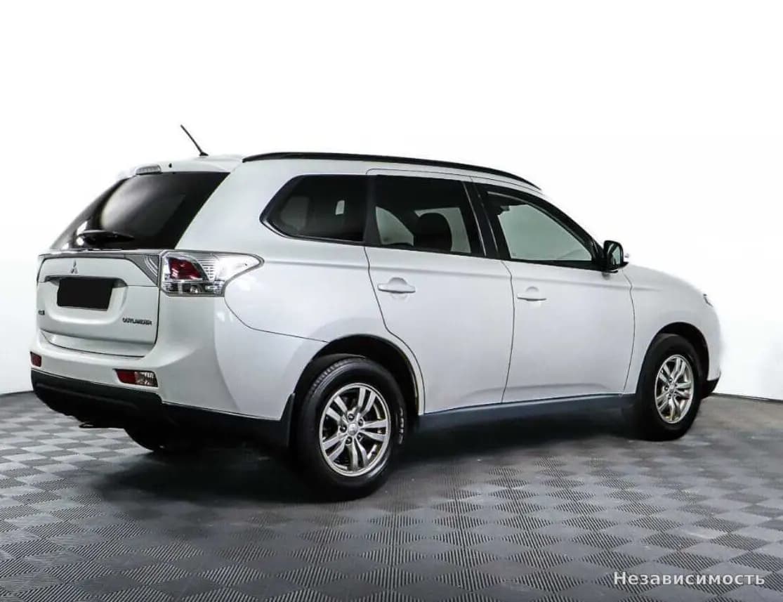 Mitsubishi Outlander 2013 с пробегом — фото 4