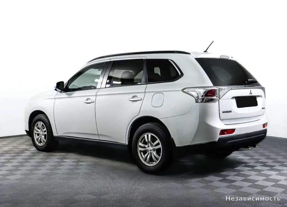 Mitsubishi Outlander 2013 с пробегом — фото 6