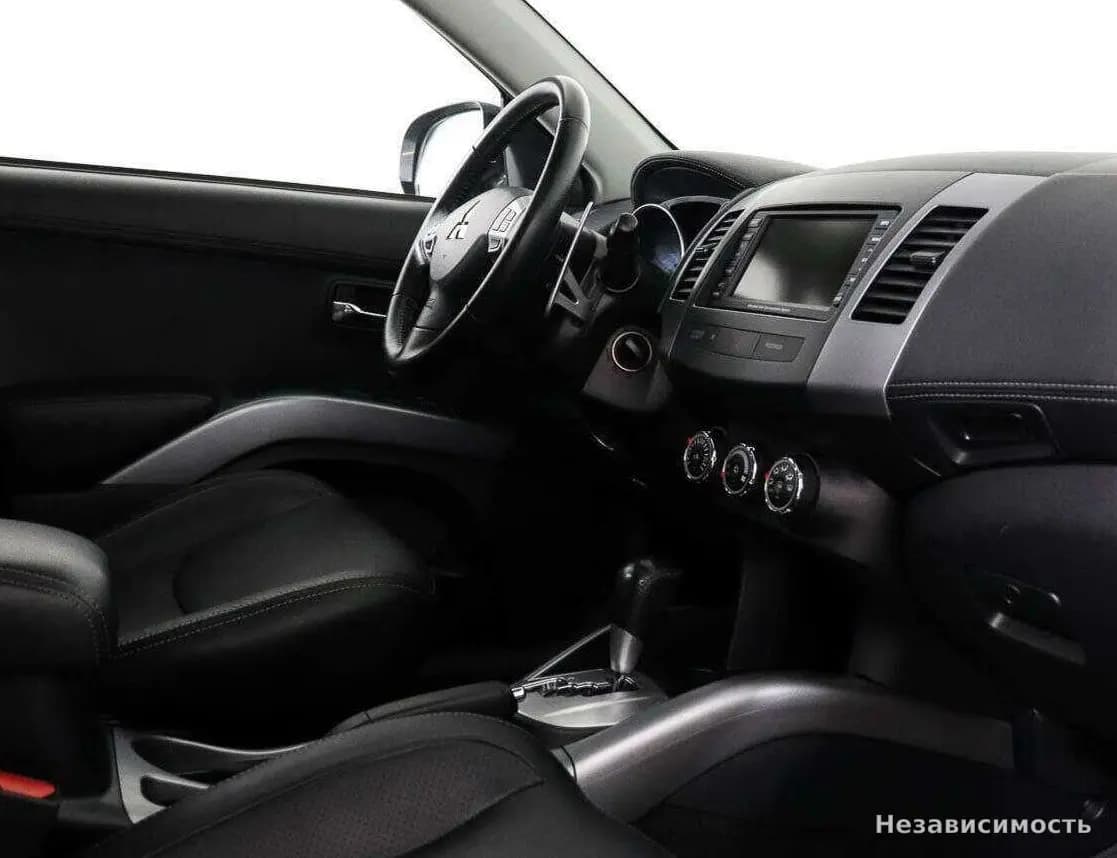 Mitsubishi Outlander 2012 с пробегом — фото 7