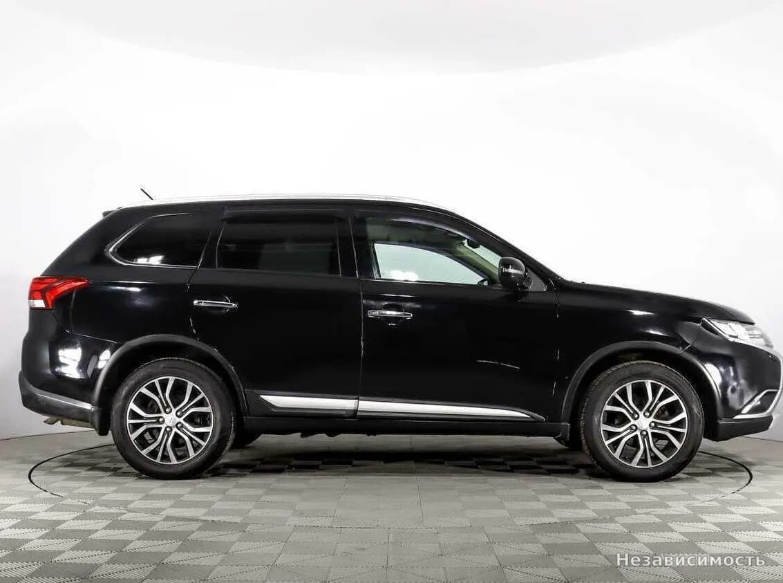 Mitsubishi Outlander 2016 с пробегом — фото 4