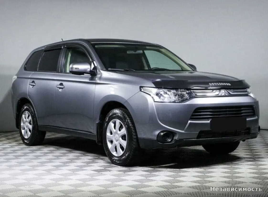 Mitsubishi Outlander 2013 с пробегом — фото 3