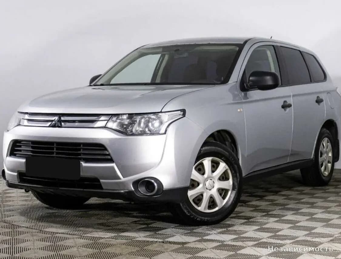 Mitsubishi Outlander, 2014 с пробегом